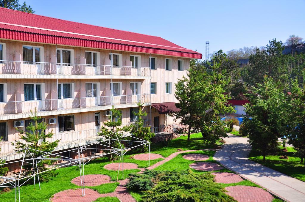 Olympica Hotel Almaty Eksteriør bilde